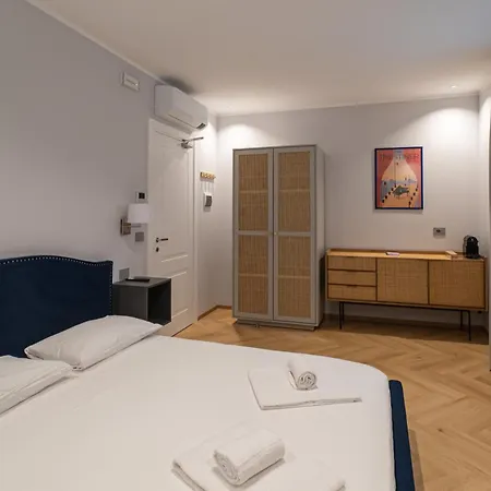 23 3* Τεργέστη